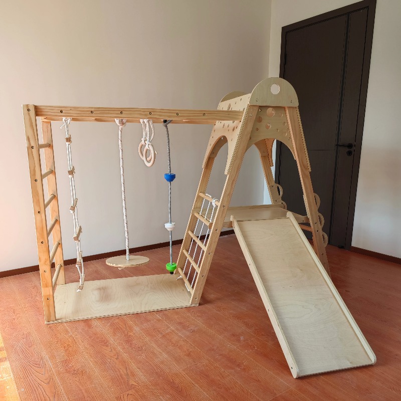 木製屋内プレイハウス 子供用 幼児フレーム 木製アクティビティジム 子供用ベッド スラット付きクライミングウォール付き