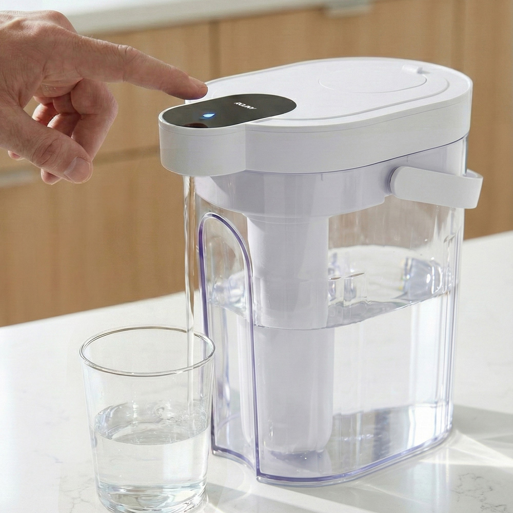 ROUNY Pure 1 ポータブルウォーターディスペンサー、4L 充電式デスクトップ UF 浄水器 家庭、オフィス、キャンプ用