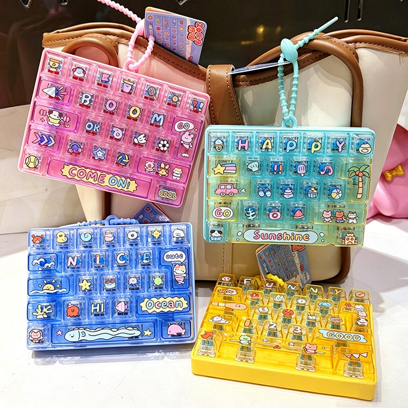 キーボードキーキャップクリッカーアンチストレスキーキャップキーホルダー 26 キーボードそわそわキーホルダーアンチストレスキーボードギフト 키캡