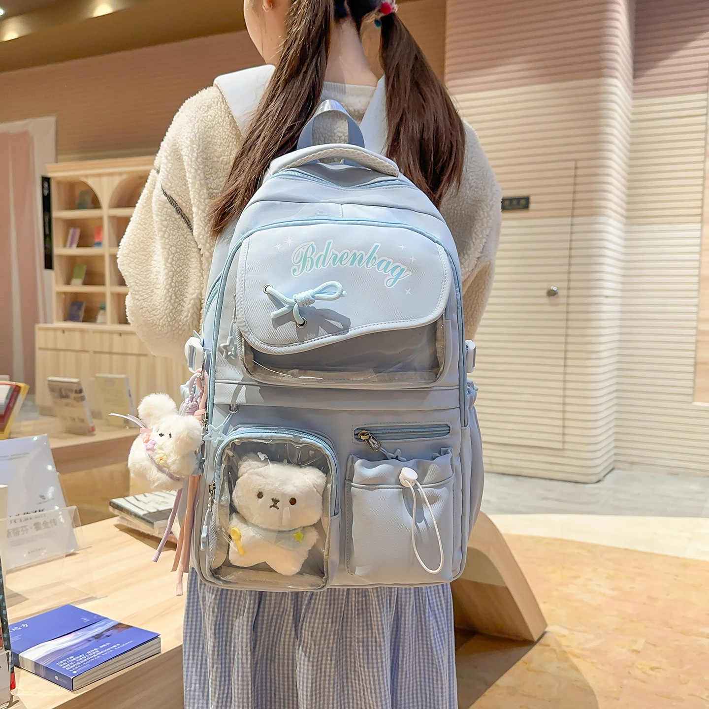 新しいかわいいバックパック女性のファッションアニメスタイルクリアポケット女性のバックパック高品質素敵な女子学生スクールバッグ