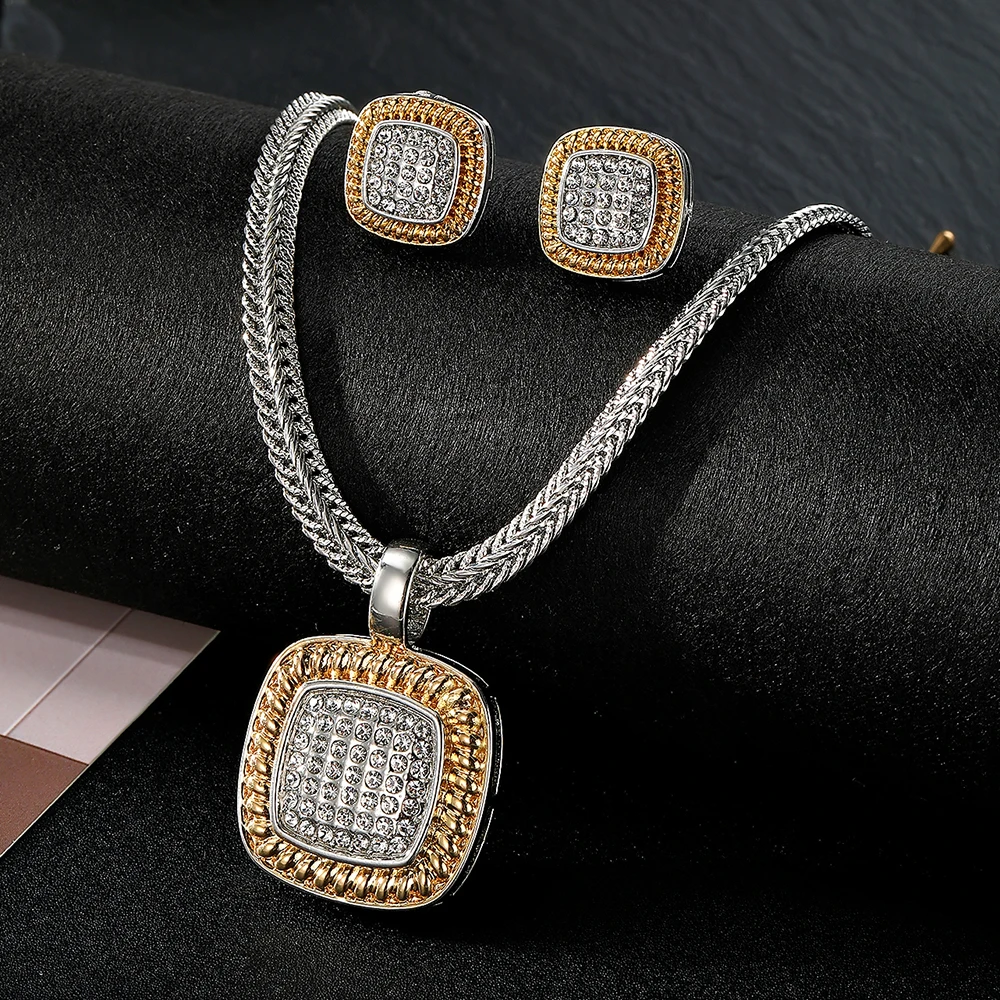 ジルコン ネックレス セット 幾何学的な正方形のペンダント イヤリング 銅メッキ 18K ゴールド ジュエリー セット