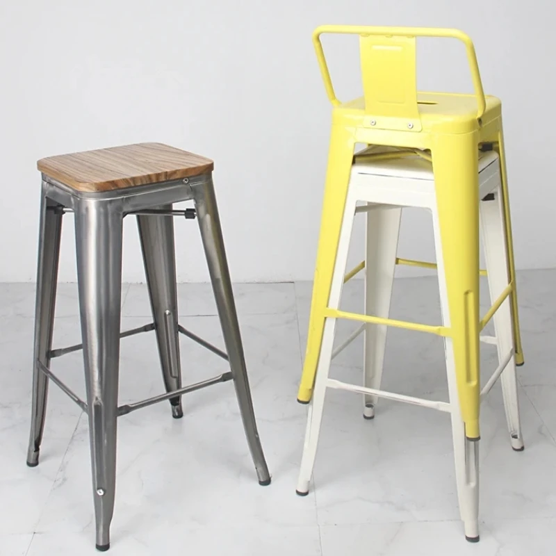 積み重ね可能な金属製バースツール カウンター高さのバーチェア 24インチ 屋内/屋外用バースツール 家庭用およびパティオ用