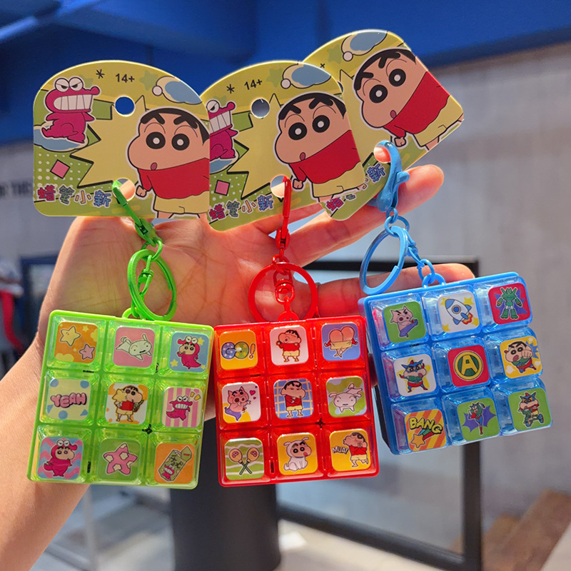 しんちゃんキーキャップ抗ストレスキーキャップクリッカーストレス解放スクイーズ抗ストレスキーボードバッグチャーム 키캡