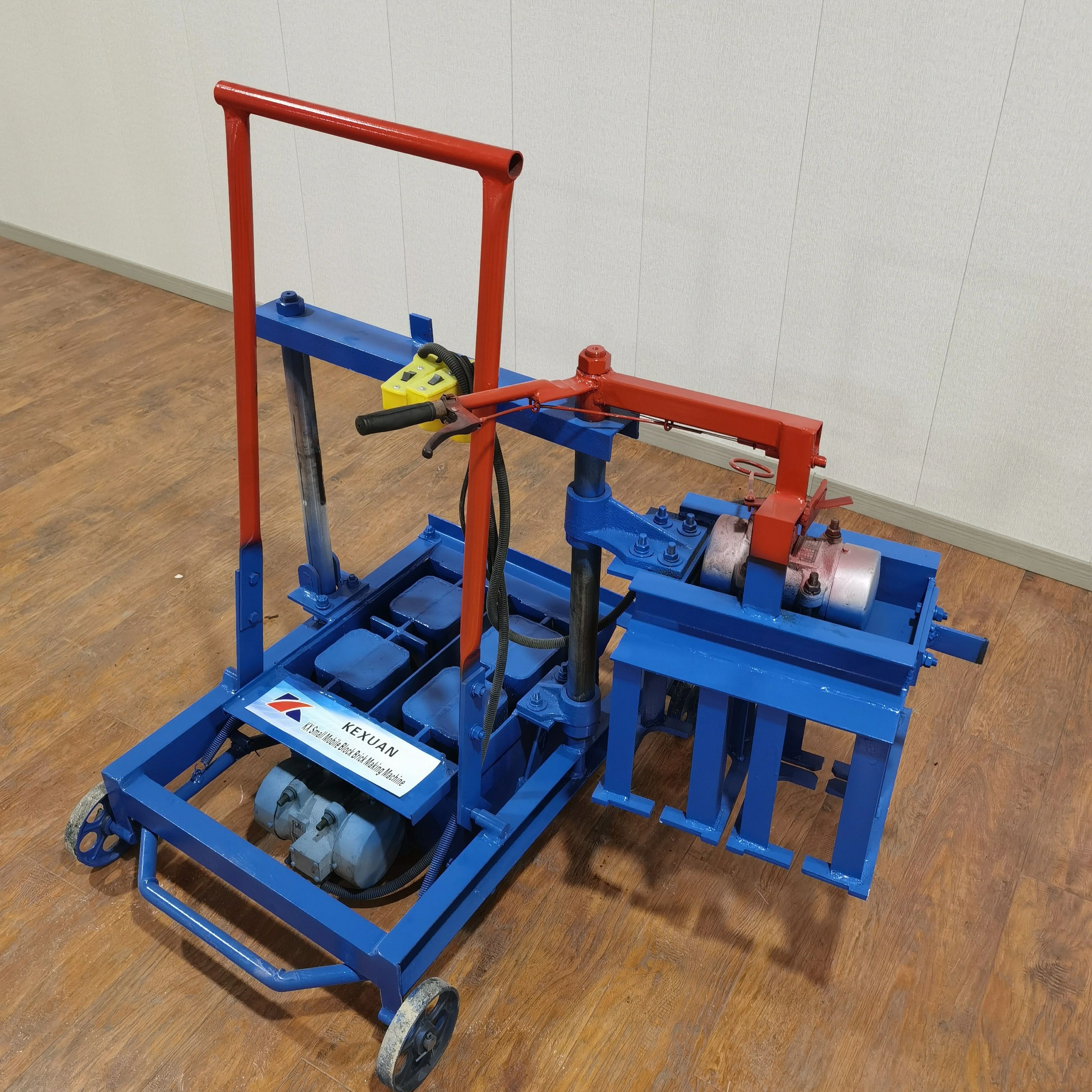 メーカー供給小型半自動中空ブロック産卵レンガ機販売中