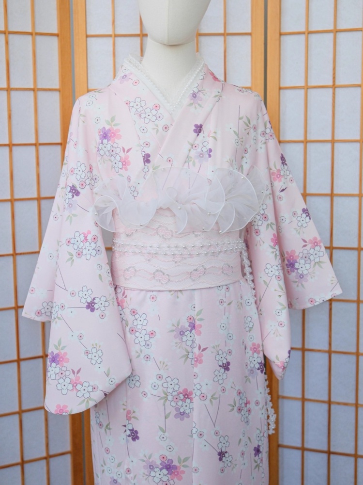 女性日本の伝統的な着物ピンク色花柄現代化された浴衣コスプレ衣装写真撮影ドレス