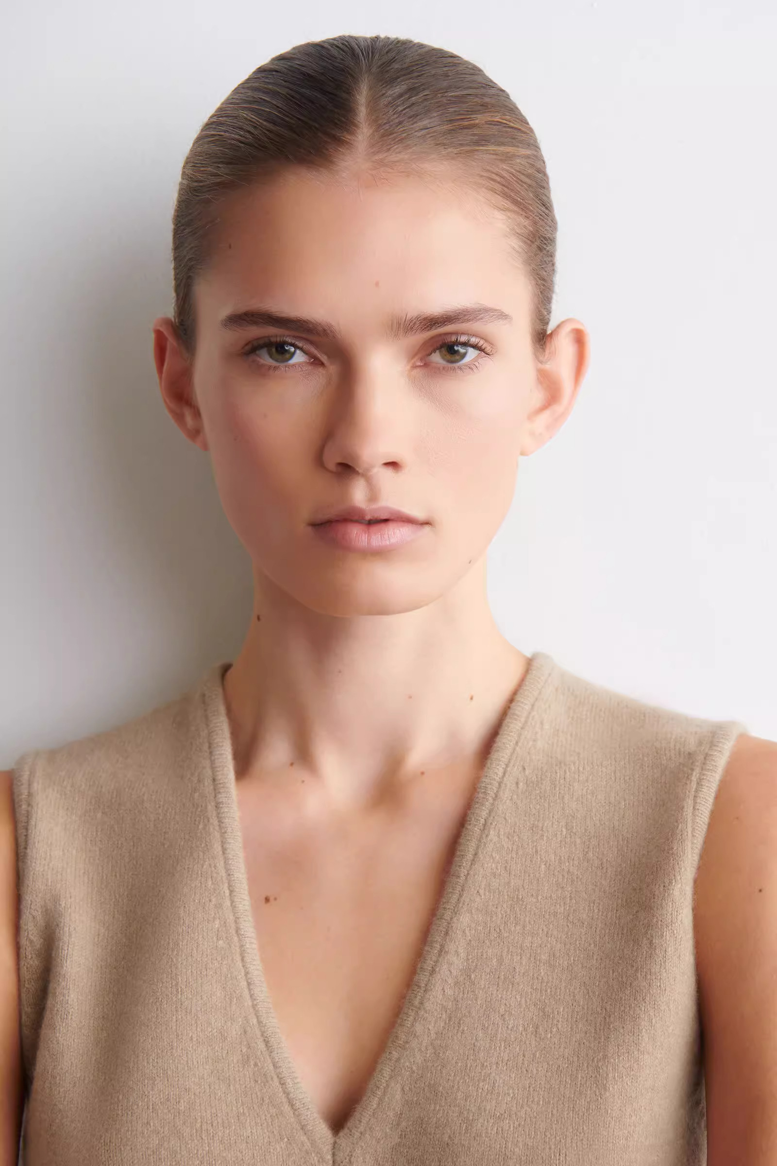 XIMIAN APPAREL 2026 YAZHIMEI cos 春の新スタイルの女性のカジュアルファッション標準スタイル V ネックニットベスト