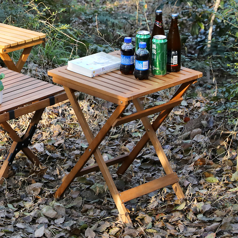 屋外折りたたみテーブル - 家庭/キャンプ用のポータブル木製ピクニックテーブル、正方形のバルコニーテーブル、軽量ダイニングテーブル