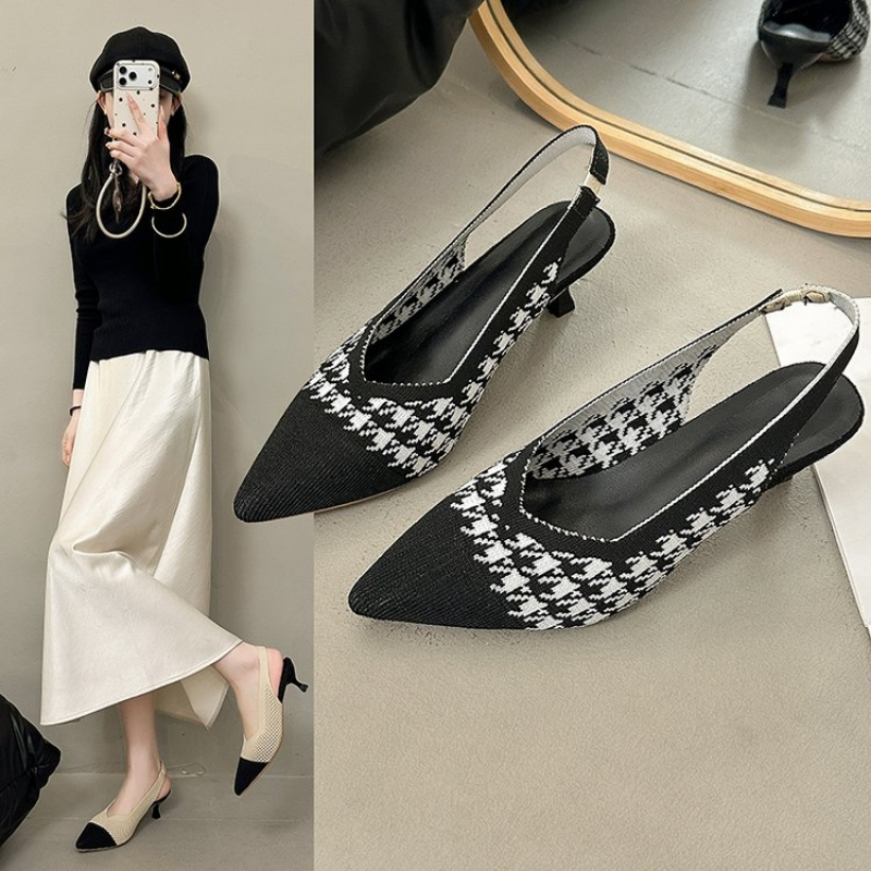 女性の通気性の高いポインテッドトゥフラット、ストレッチニットスティレットサンダルは、夏のデートやカジュアルな通勤に適しています。