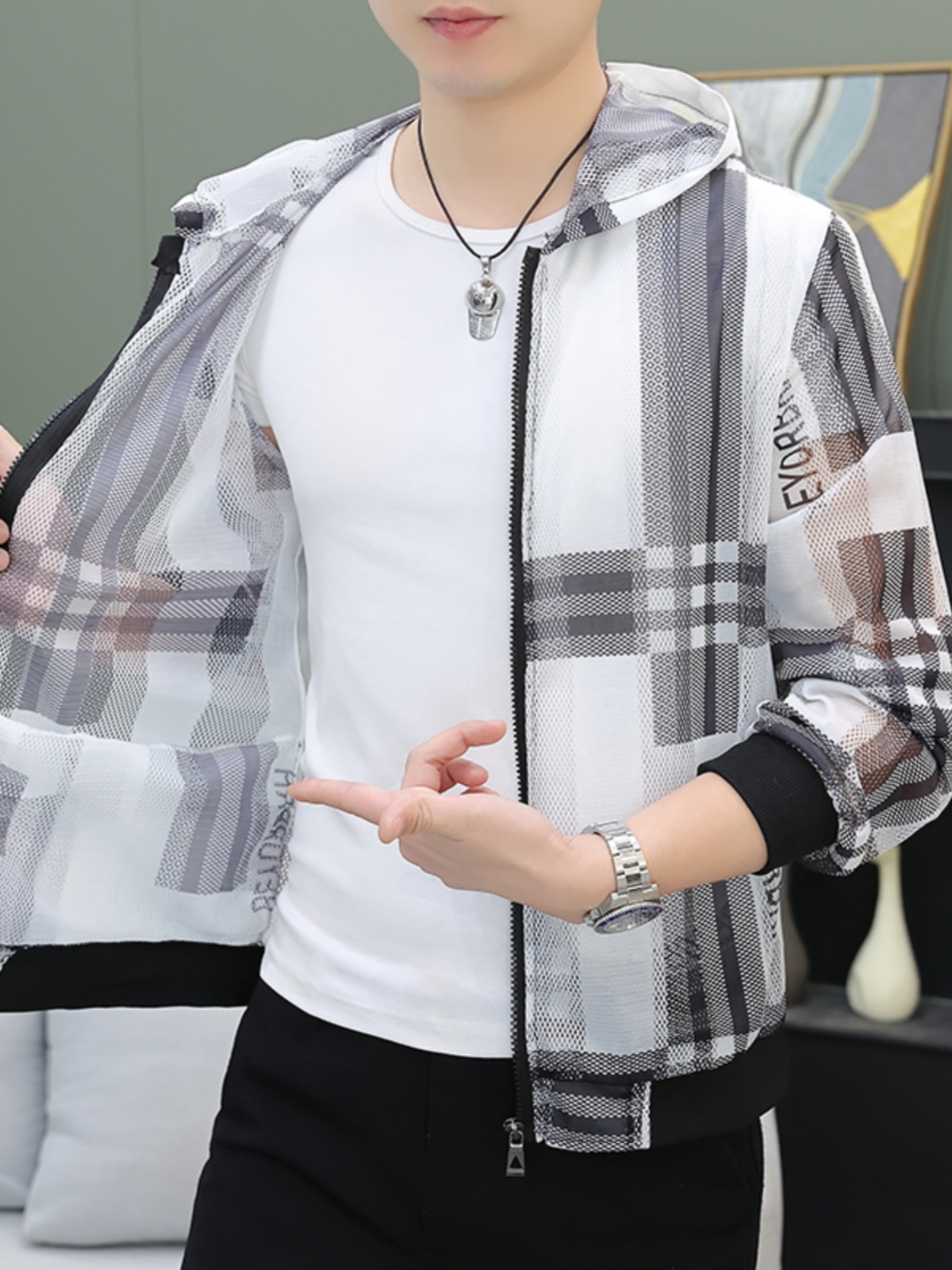 メンズ夏のメッシュ日焼け防止服トレンディなストライププリントアイスシルク涼感通気性速乾フード付きジャケット
