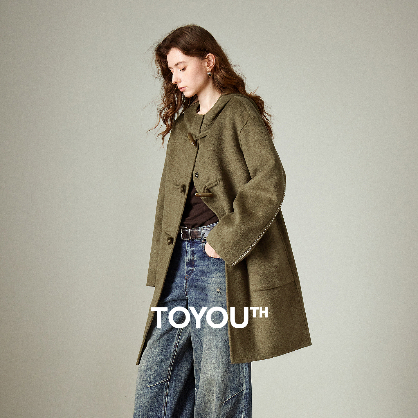 TOYOOUTH 女性ウールコート 2025 冬 NewAmetric レトロフード付きホーンボタンミッドレングスコート