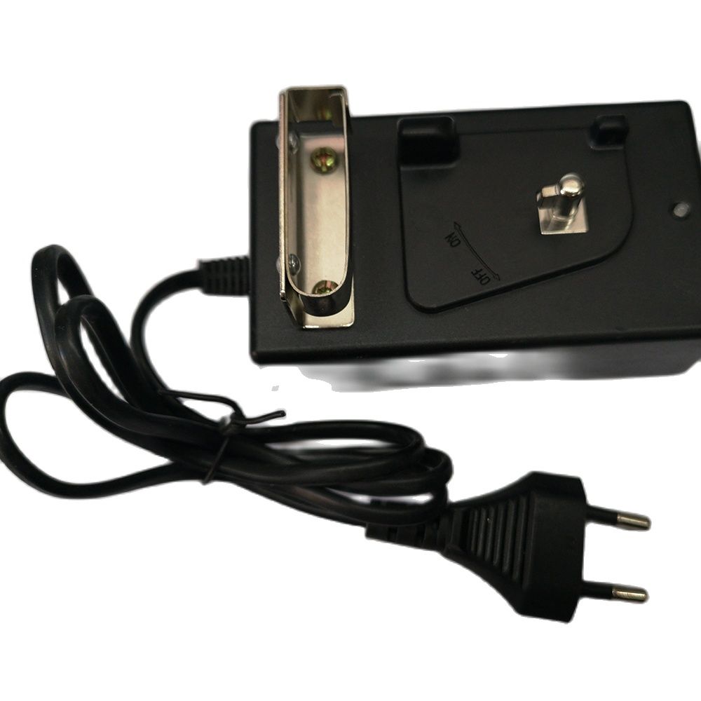 AC90-240V 50-60Hz リチウムイオン/ニッケル水素バッテリー用マイニングランプ充電器