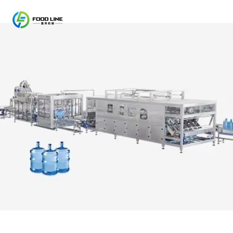カスタマイズされたマルチヘッド自動ホットジュース充填機商業産業飲料生産ライン処理装置