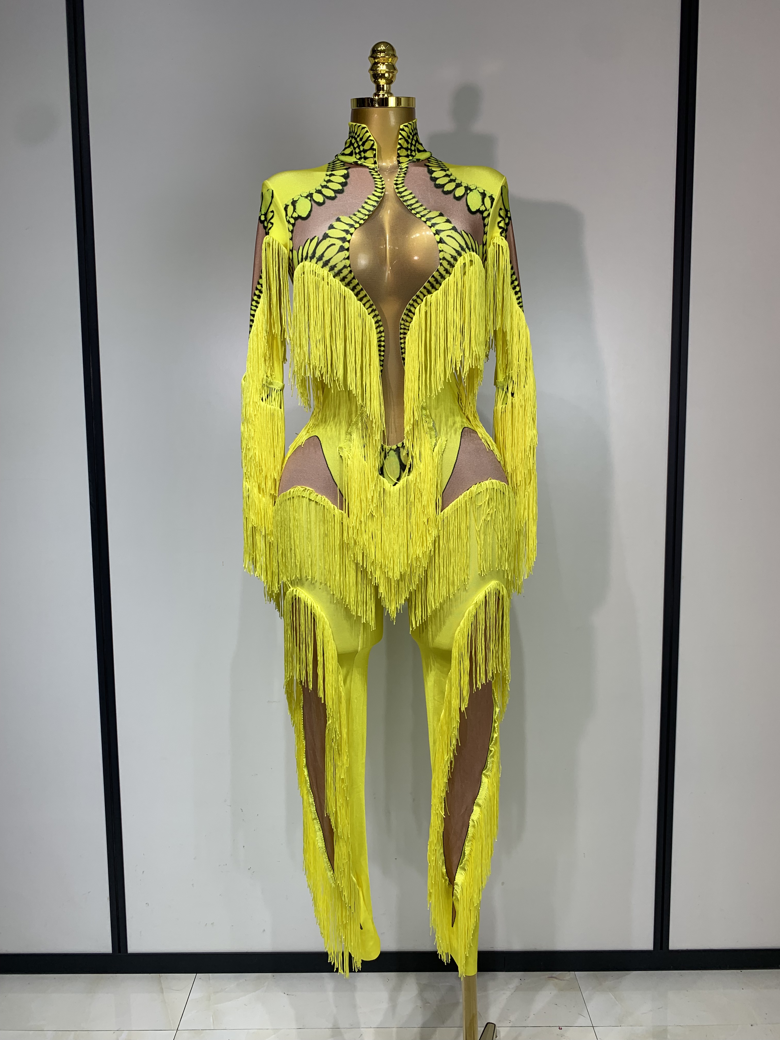 黄色のタッセルストレッチボディコンジャンプスーツナイトクラブゴーゴーダンス服 Dj レイブ衣装ナイトクラブパーティー歌手のパフォーマンス衣装