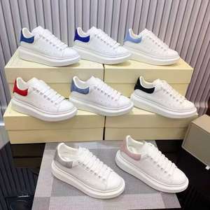 工場直販のレディース・メンズファッションスポーツシューズ、フラットスポーツシューズ卸売商品
