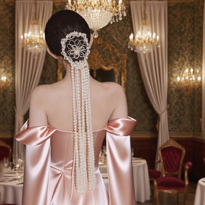 エレガントなパールタッセルヘアバンド女性のためのジルコン模造パールフラワーヘアクリップ結婚式の花嫁の帽子ファッションヘアアクセサリー