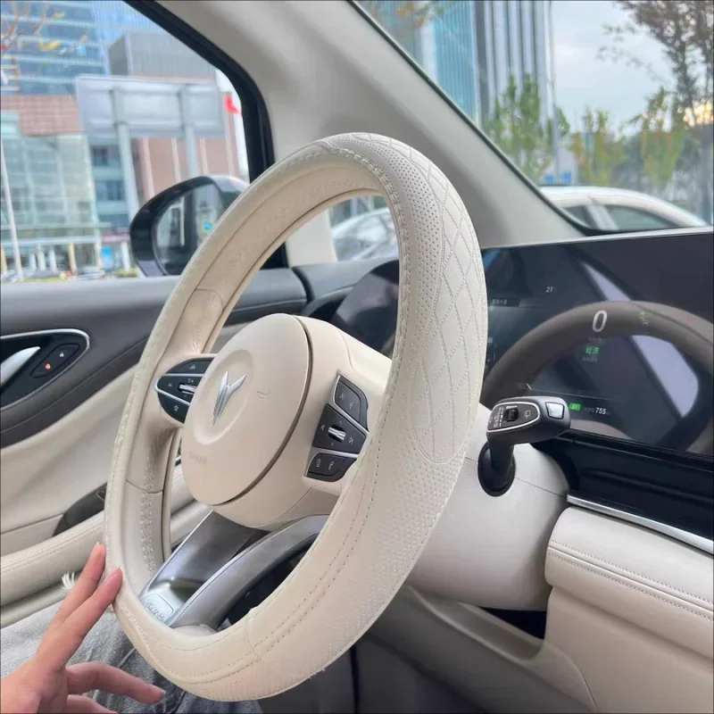 ナパレザー 穴あきパッチワーク 車ハンドルカバー 滑り止め 汎用 15インチ (約15インチ)