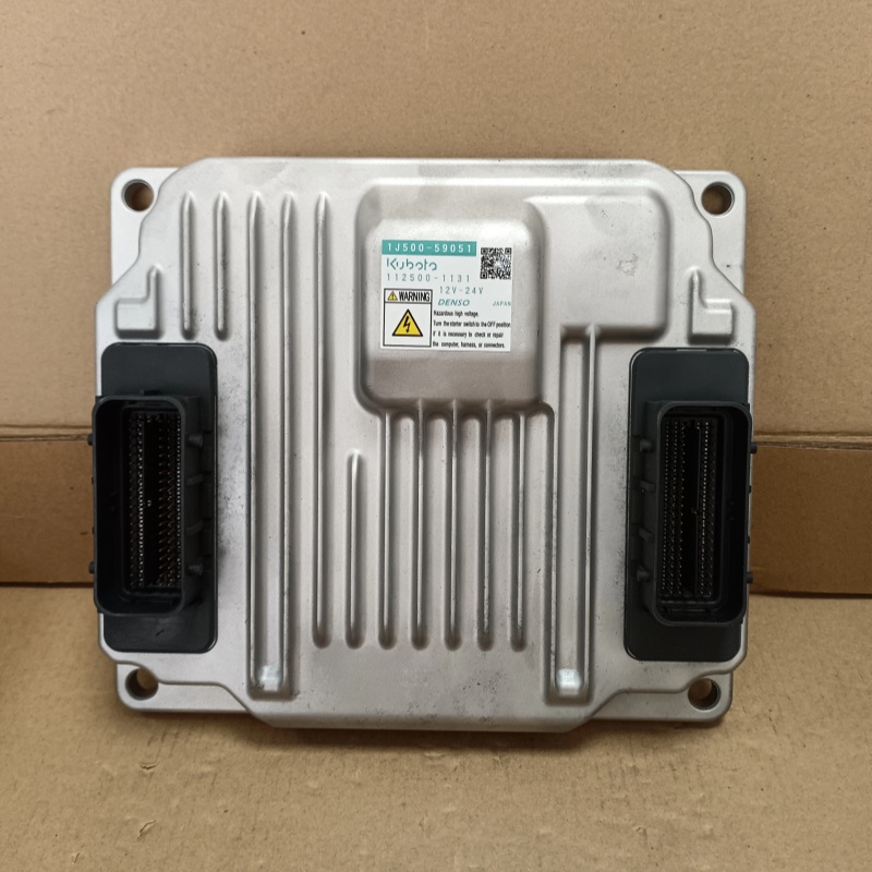 ECU 1J500-59051 112500-1131 1J500-59052 電子コントローラユニットモジュール ECM コンピュータボードパネルクボタディーゼルエンジン