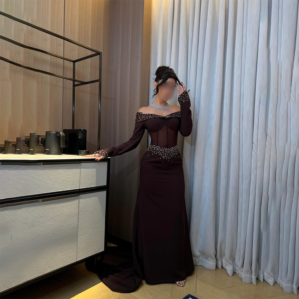 ブラウンイブニングドレスオフショルダークリスタルジャージ長袖フォーマルイブニングドレスフロアレングスマーメイドパーティードレスカスタマイズ