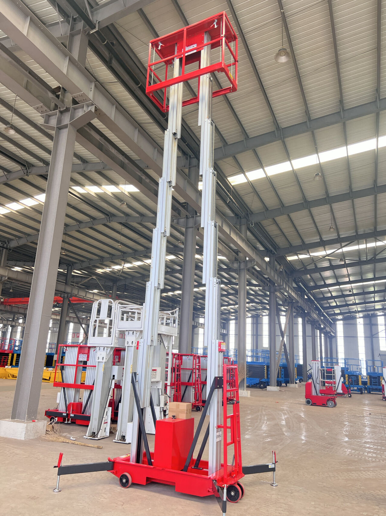 12-meter Double-column Aerial Work Platform Small Electric Hydraulic Climbing Ladder Aluminum Alloy Mobile Lift