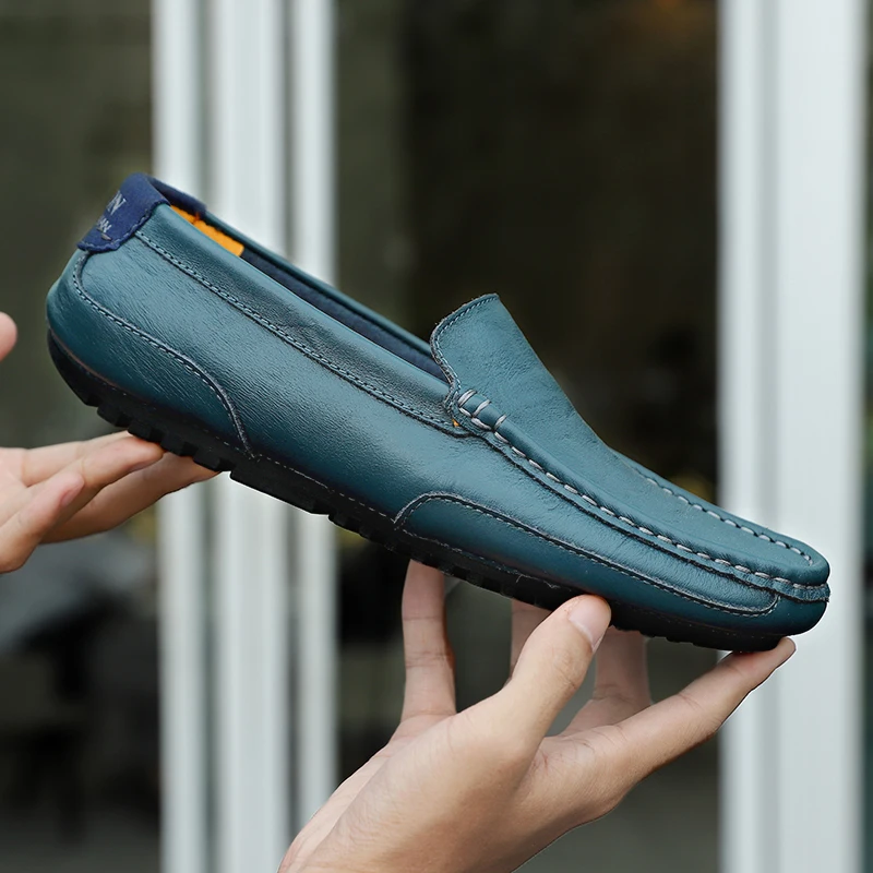 本革通気性モカシンカジュアルローファー男性用革靴スリップオンフォーマルイタリア運転フラット Chaussure オム