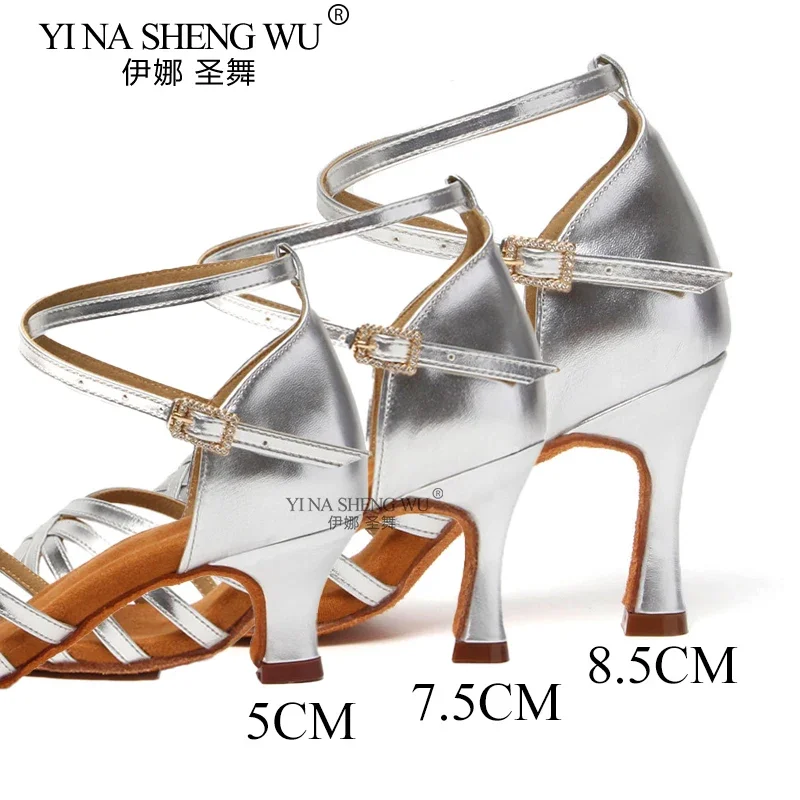 女性用ラテン社交ダンスシューズ 5cm シルバーヒール、プロフェッショナルスタンダードサルサタンゴパフォーマンスシューズ、キラキラグリッターラインスト