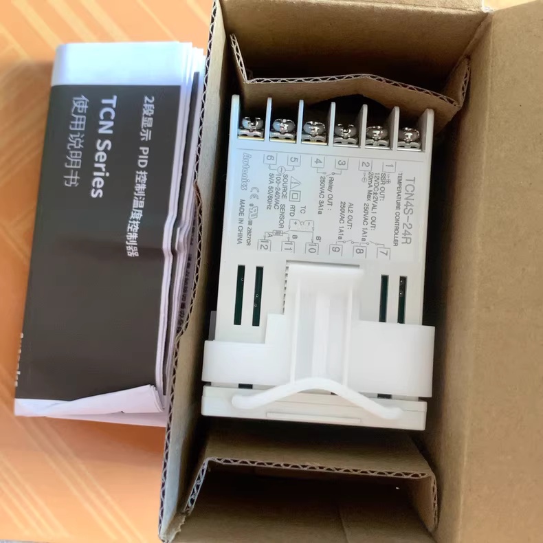 1 個 Autonics TC4S-14R TC4S-24R TC4SP-14R TCN4S-24R TCN4S-22R TC4S-N4R 48*48 インテリジェントデジタルディスプレイ温度コントローラー