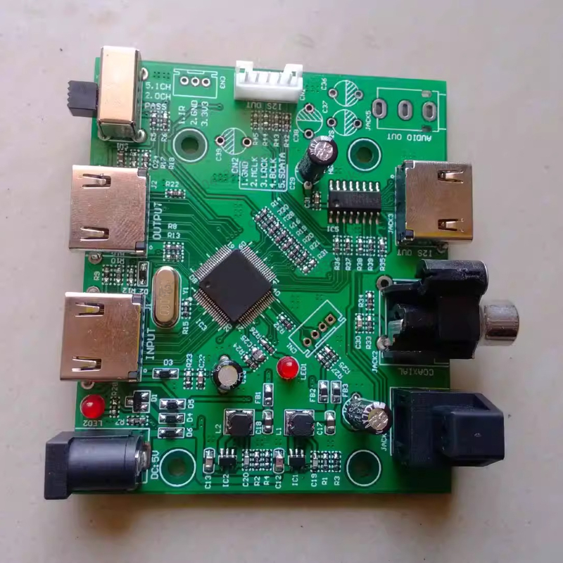 HDMIデジタルインターフェースは、I2S/DSD/光/同軸オーディオを分離および抽出します。HDMIからI2S/IISへの変換