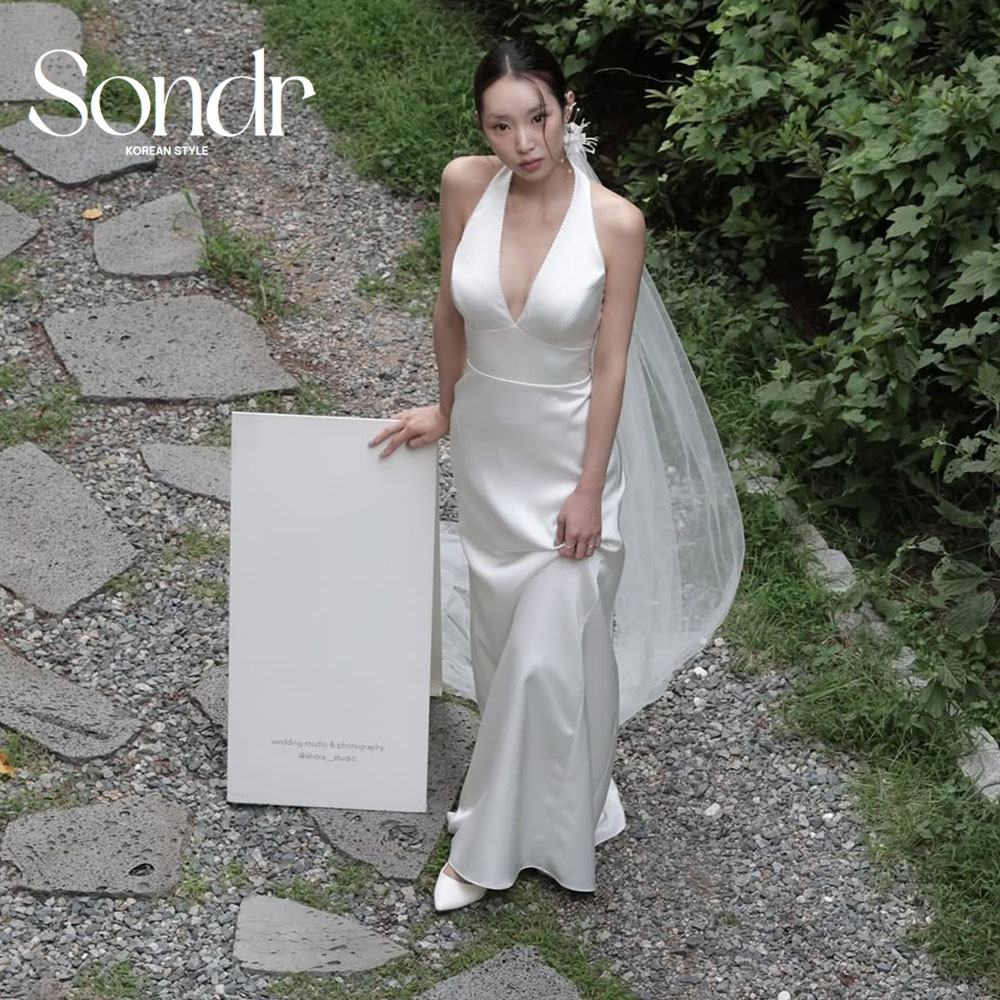 Sondr ディープ V ネックノースリーブエレガントな韓国のウェディングドレスサテン屋外カスタマイズされたブライダル写真撮影ドレスウェディングスナップドレス