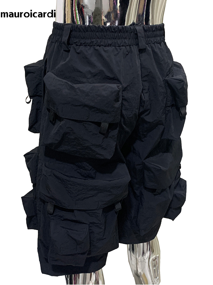 秋防水黒ナイロンカーゴショーツ男性用多くの立体ポケット高級デザイナーエモ Techwear 服 2025