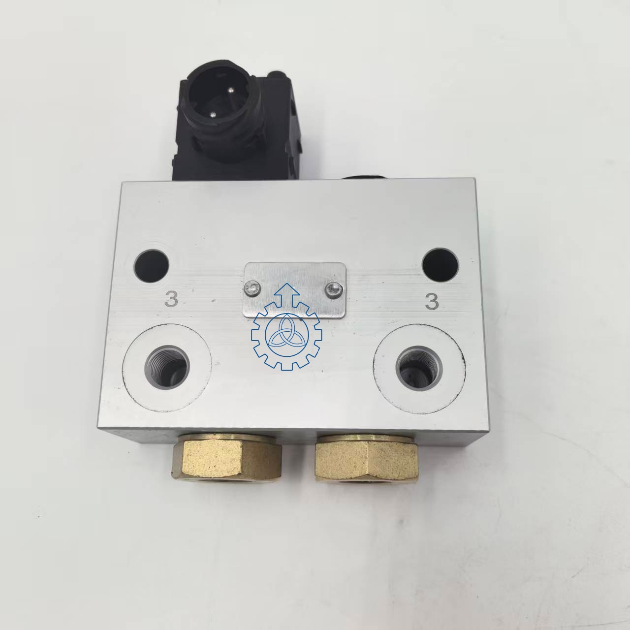 ボルボバスエアサスペンションバルブ OE：9955466 481832 0501100037000 050110003705T 050110003719Z 0501100038000 0501100038100
