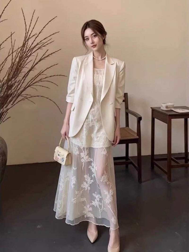 新しいハイエンド秋のドレスセット女性の韓国のファッションエレガントなスリム長袖ジャケットレースパッチワークスリングドレス 2 点セット