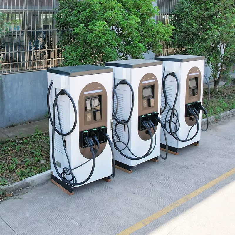 商用 EV 充電ステーション高速 DC EV 充電器 60KW 80KW 120KW 150KW 公共充電およびフリート運用用