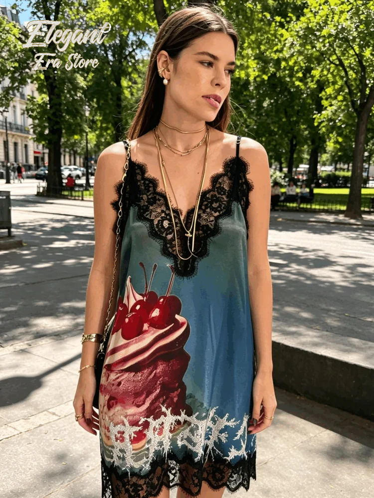 エレガントなサテン花柄プリントレース Tirm 女性ドレスセクシーな V ネックノースリーブルーズショート Vestidos 2026 夏のレディパーティー衣装