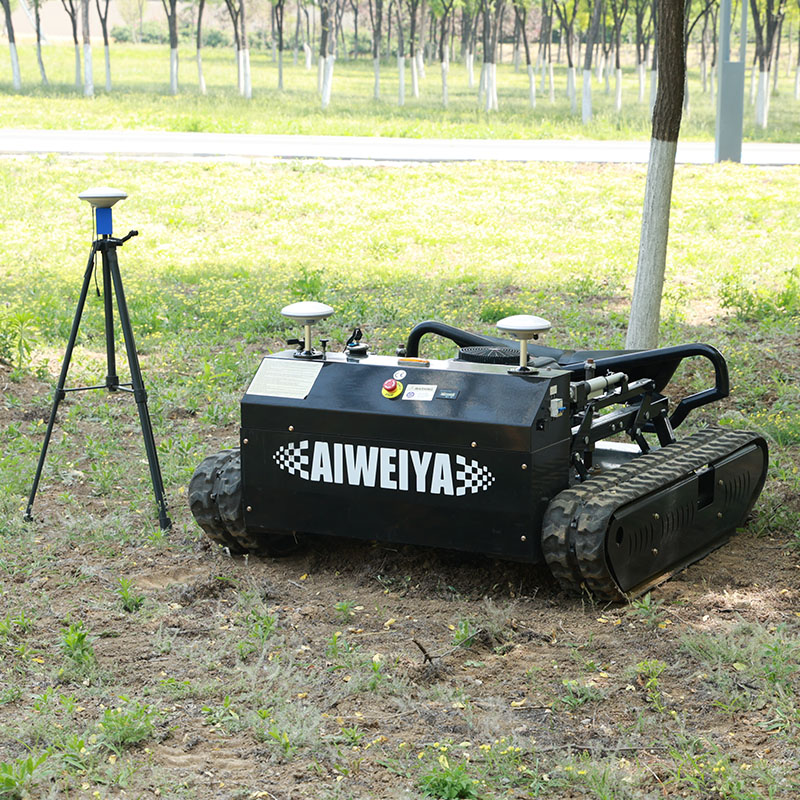 カスタマイズされたハイパワー RC 芝刈り機多機能トリマー除草機農業林業用リモコンガーデンケア機器
