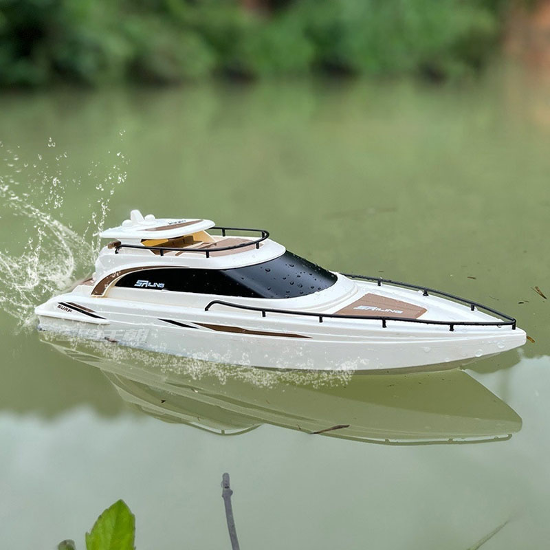 H109 高速高級ヨットモデル 2.4 グラム完全比例リモコンデュアルモータードライブ防水完全密閉デザイン RC ボート