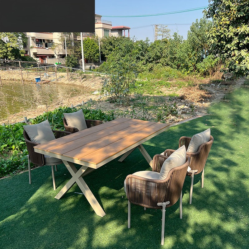 屋外北欧テーブルと椅子中庭ホテル屋外籐ソファコンビネーション屋外ガーデンバルコニーレジャー屋外家具