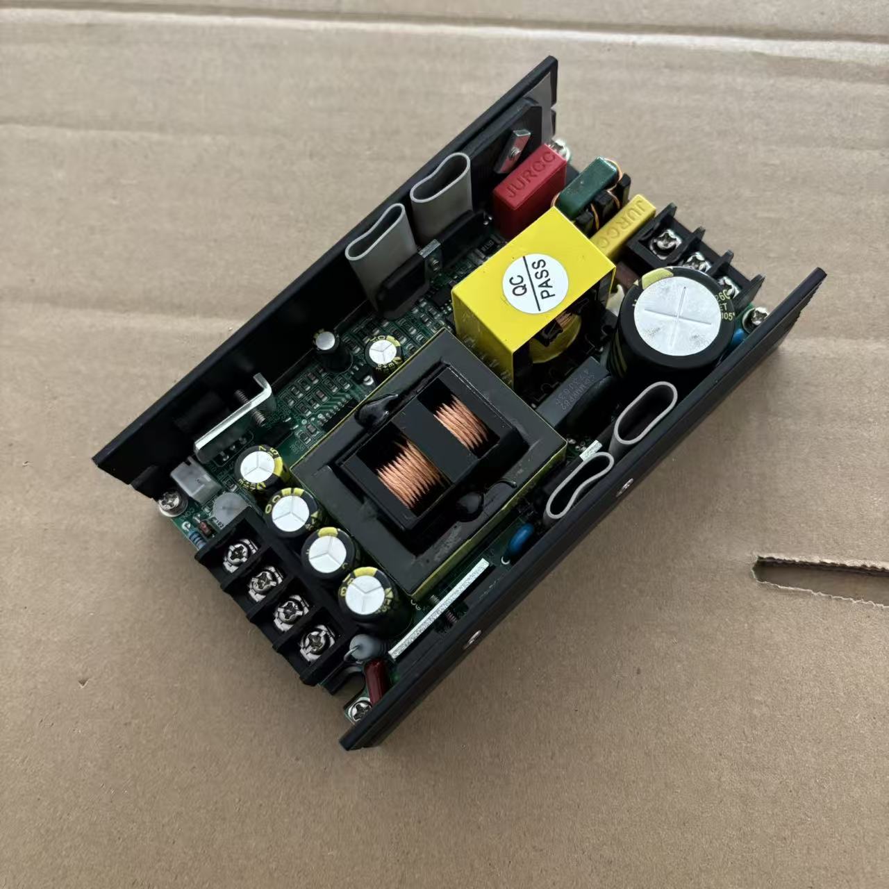 150W 18LED 54LED パーライト電源 350W 7LED 40W 10LED 40W 19LED 15W ストロボライトスポットライト電源ドライバー舞台照明用