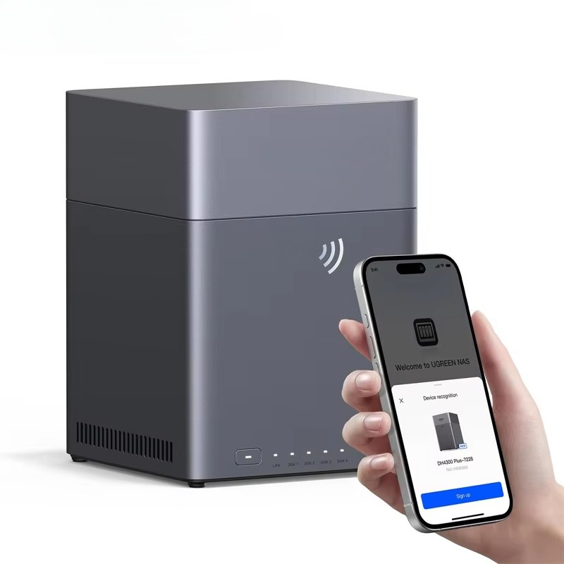 UGREEN NAS DH4300 Plus 4 ベイ デスクトップ NAS サポート容量最大 120TB 8GB LPDDR4X RAM 2.5GbE 4K ネットワーク接続ストレージ