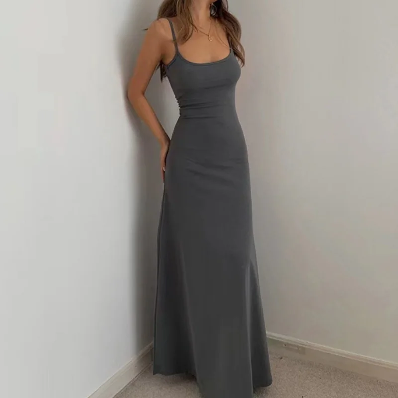 夏の女性の新しいスタイルファッショナブルなシンプルな気質スリングロング背中の開いた薄いウエストセクシーな甘いスパイシーなロングカジュアルドレス