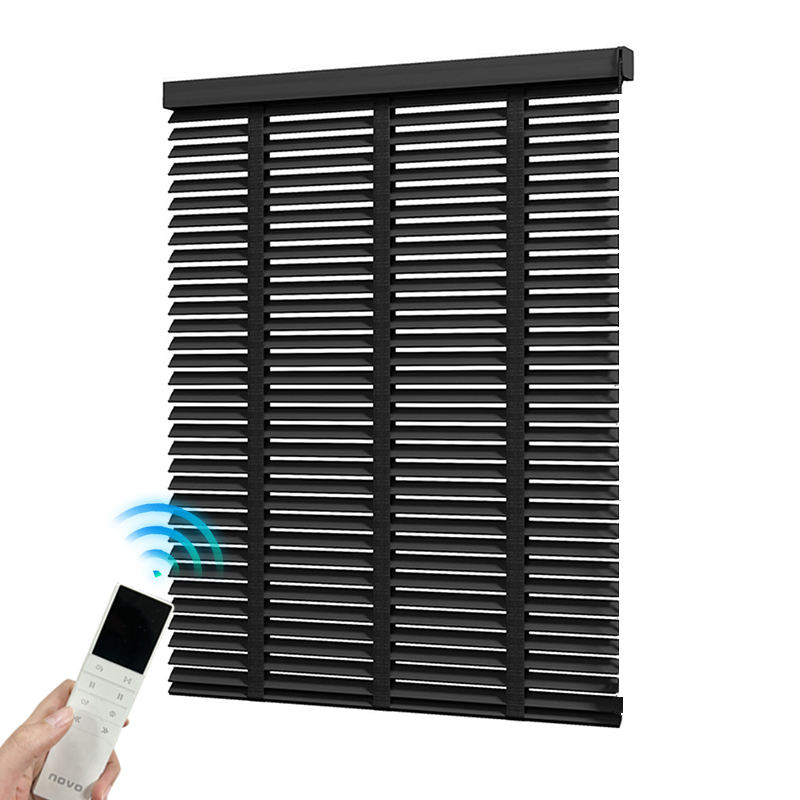 工場卸売価格カスタマイズ可能なシェード充電式モーターリモコン電動フェイク木製ベネチアンブラインド窓用