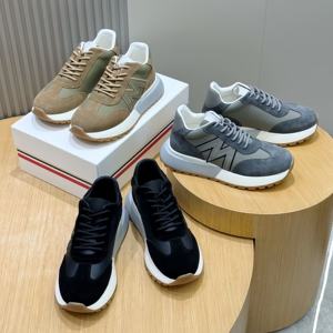 秋の新作メンズレトロシューズ　ファッション性が高く、どんなスタイルにも合わせやすい、通気性に優れたカジュアル・スポーツシューズ　厚底でスタイルアップ