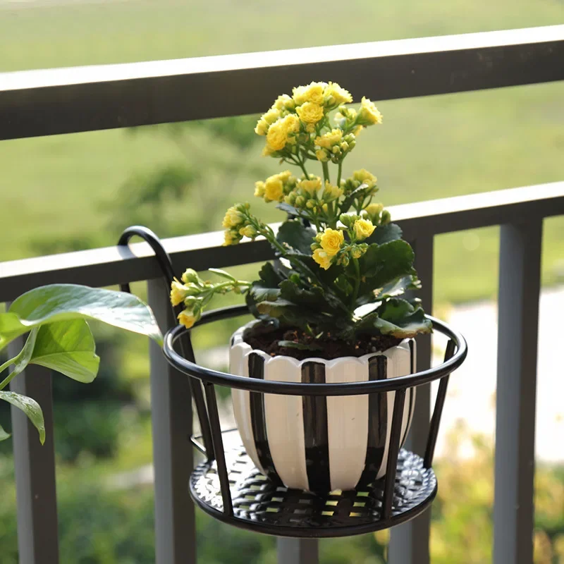 植物ポット用金属棚現代植物棚バルコニープランターホルダークリエイティブ植木鉢スタンド屋外ガーデン家具