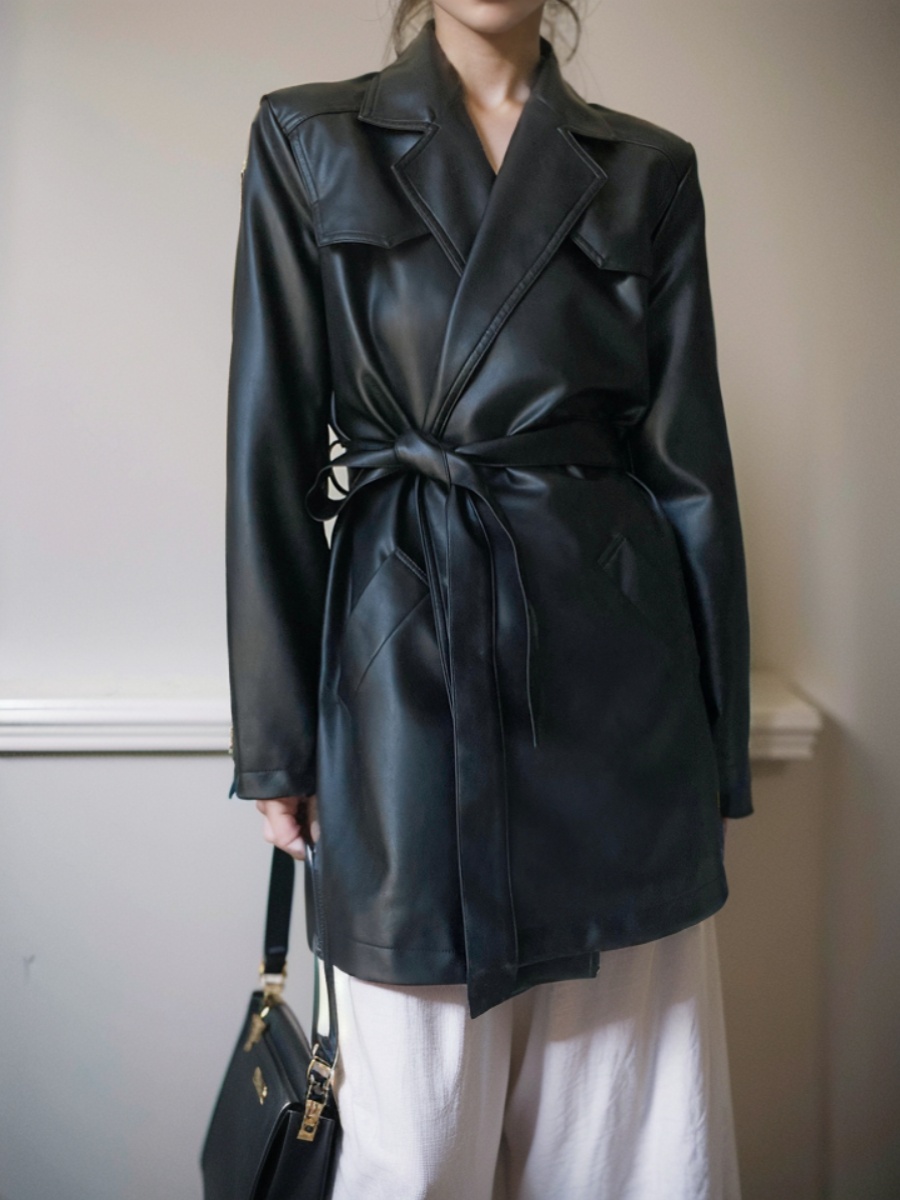 黒革のジャケットの女性の秋冬新韓国ファッションスリム PU コート気質ミッドレングススーツ PU 上着とベルト