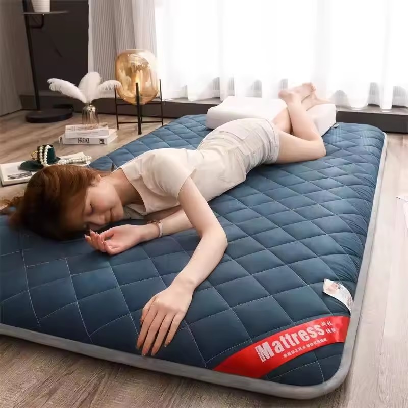 布団日本のフロアマット畳マットレス睡眠用スリーピングパッドソファマット厚みのあるマットレストッパー折りたたみベッドノンスリップ固体