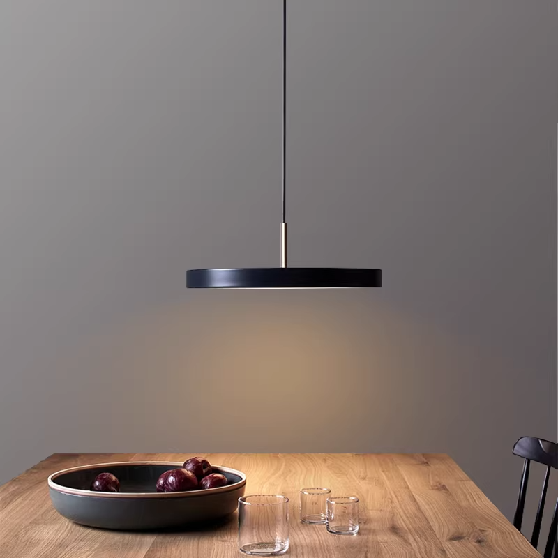 北欧モダンな Led ペンダントシャンデリア調節可能なモダンな Led シャンデリアとペンダントライトオフィスカフェ食堂レストラン