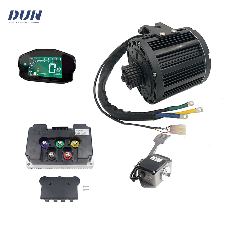 PMSM ミッド ドライブ モーター QS 138 90H 4KW ピーク 10KW 100KPH コントローラー Fardriver ND72680 および DKD ディスプレイ & ペダル アクセラレーター キット付き