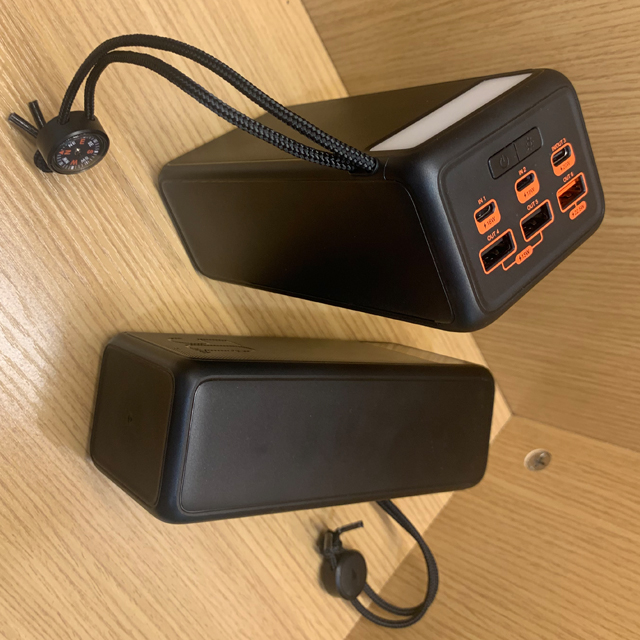 50000mAh 大容量パワーバンク、最大 22.5W PD 3.0 高速充電ポータブル USB C バッテリーパック、4 つの出力付き&3つの入力&液晶D
