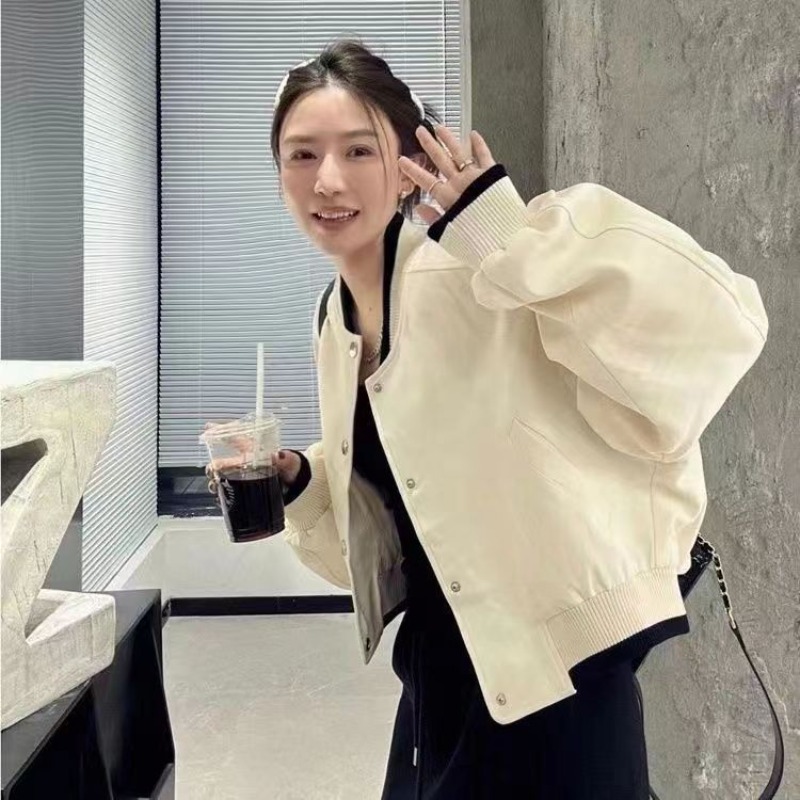 オーバーサイズジャケットの女性 2024 BF スタイルシックなボンバージャケットコート原宿固体韓国ボタンカジュアル秋の上着ウインドブレーカー
