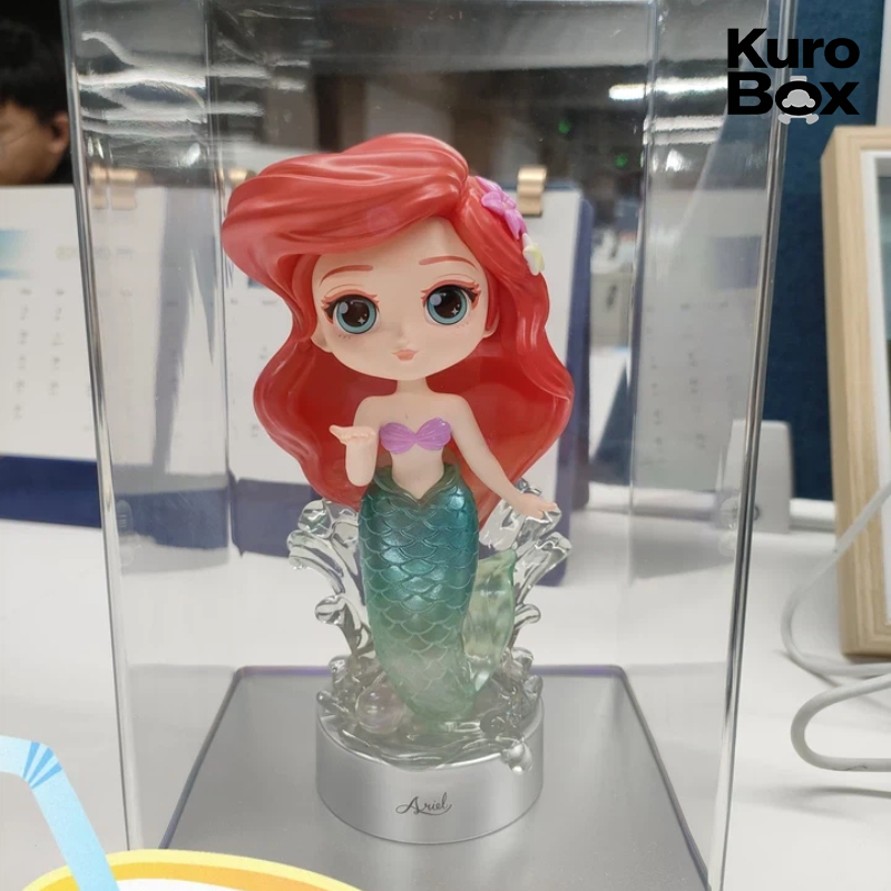 ディズニー白雪姫ブラインドボックスサーモクロミック変色置物デスクトップ装飾大人ギフト無料透明ディスプレイケース付属