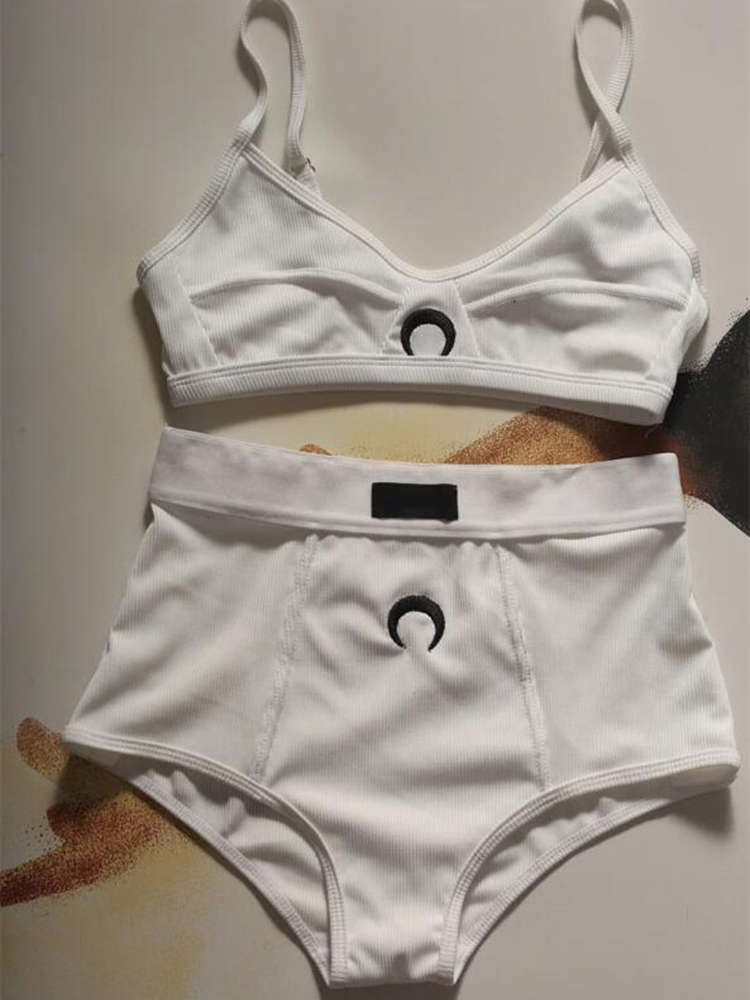 夏セット女性ノースリーブランジェリーベストとショーツムーンプリントアメリカンストリートセクシーな甘いカジュアル刺繍ツーピース